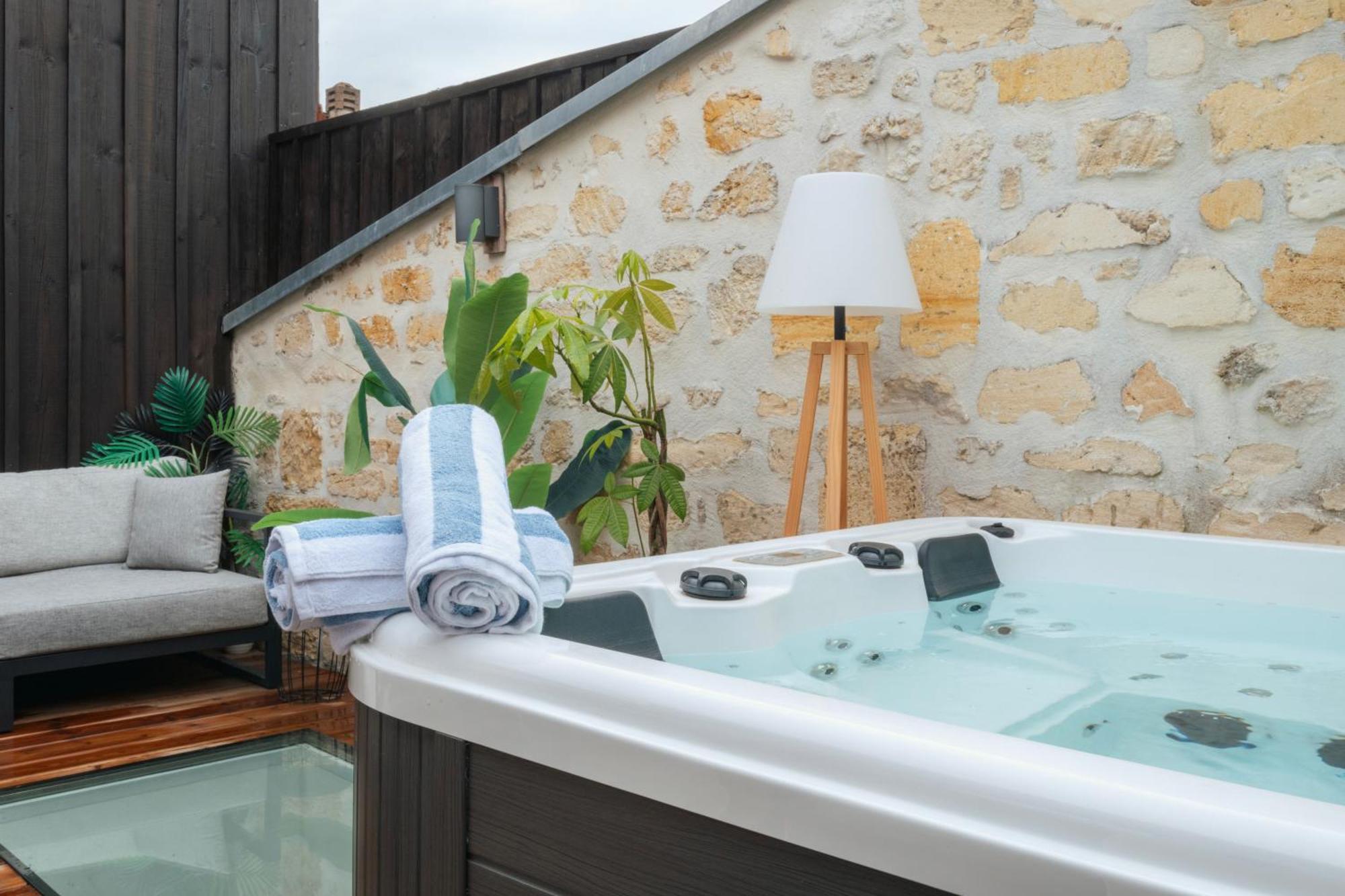 Villa Rousseau - Jacuzzi & Cinema Dans Bordeaux Zewnętrze zdjęcie
